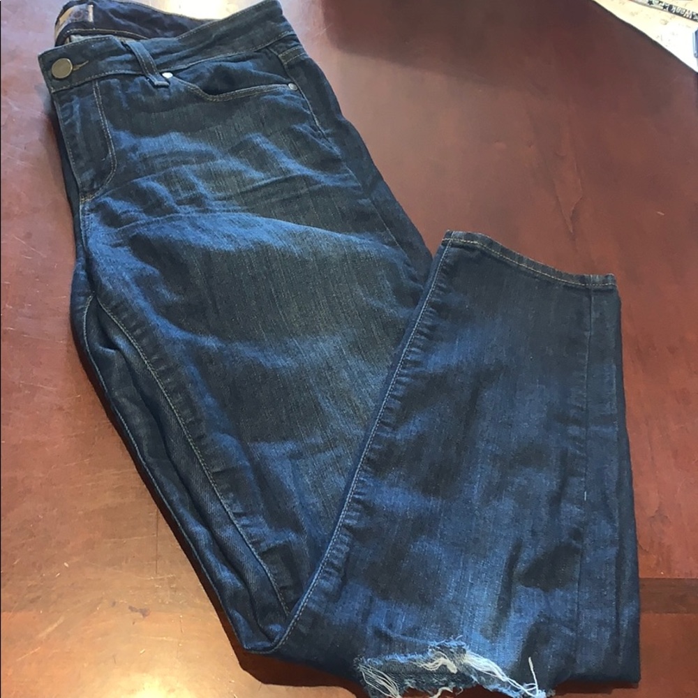 Paige Peg Skinny Distressed w Holes in Knees Dark Wash Jeans sz 30